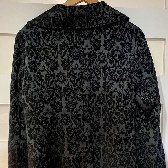 Black topper - Picture 4 of 4